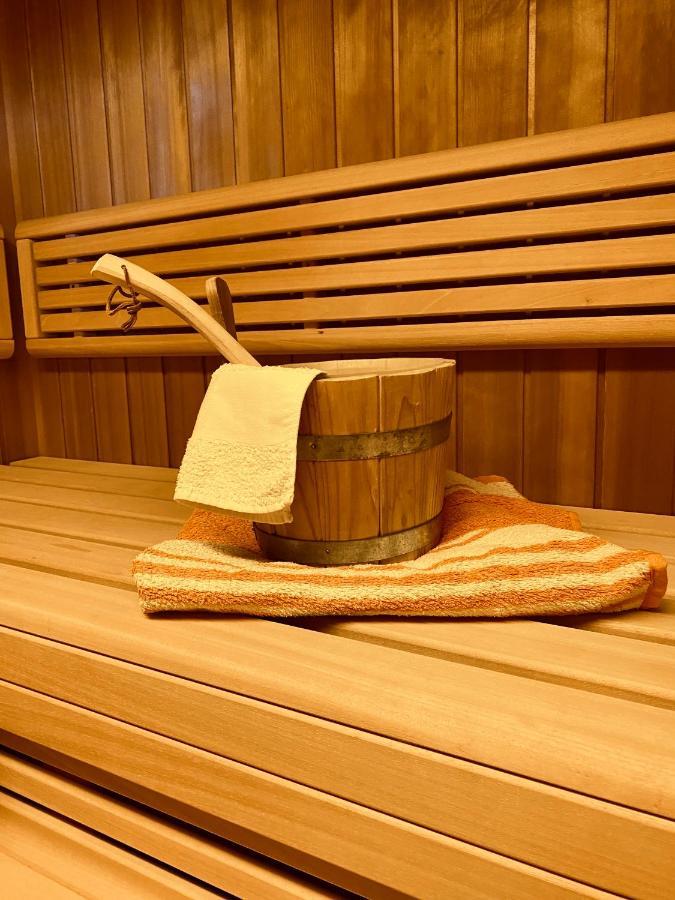 Private Spa Mit Sauna Und Whirlpool Schrozberg Ngoại thất bức ảnh